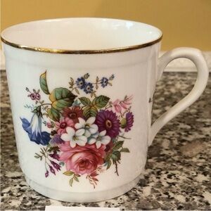 Hammersley mug bone china flowers white gold trimmed Howard Sprays Smooth 1980s